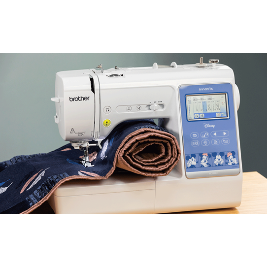 Innov-is M380D Disney Näh-, und Stickmaschine