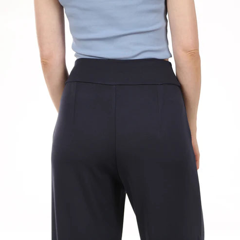 FRAU ADA Hose | Papierschnitt