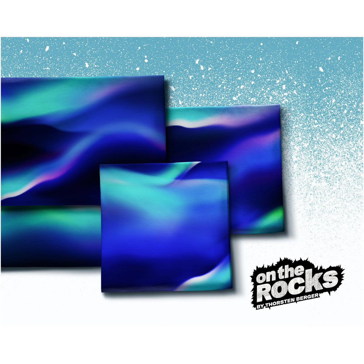 Blauer Swafing Softsweat On The Rocks by Thorsten Berger mit abstraktem Polarlicht-Muster in Blau, Türkis, Grün und Violett