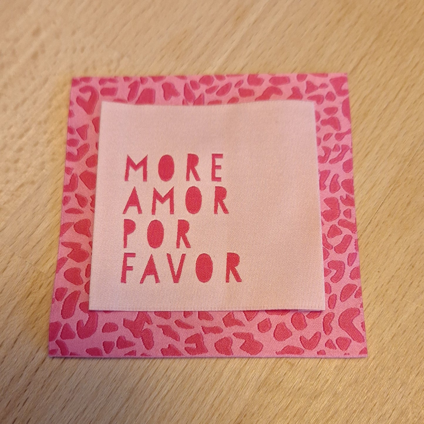 More Amore Por Favor, 5,5x5,5cm