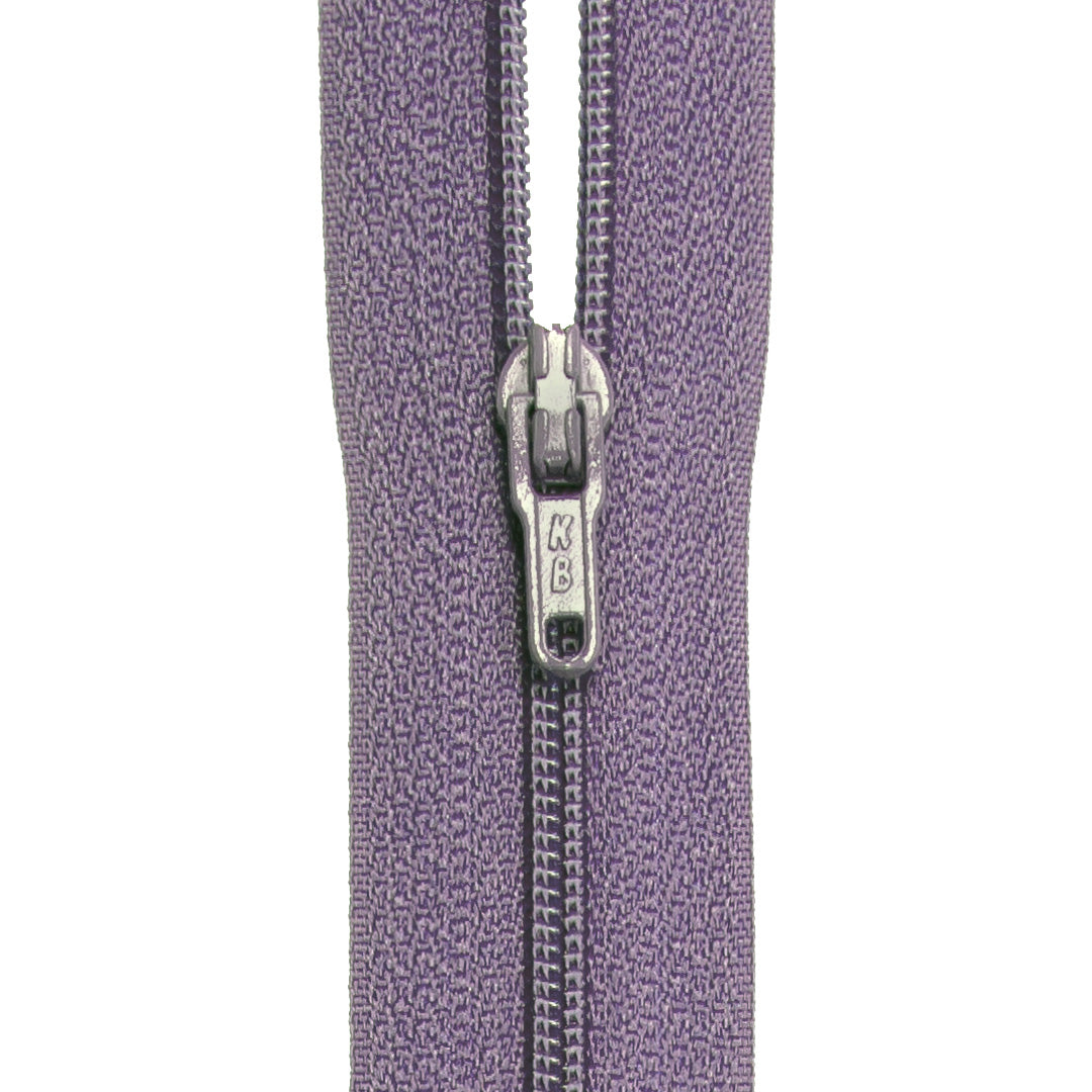 Endlosreißverschluss 4mm Zähne mit aufgezogenen Schiebern