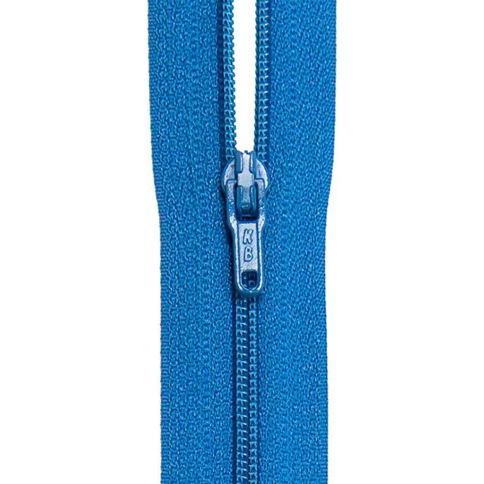 Endlosreißverschluss 4mm Zähne mit aufgezogenen Schiebern