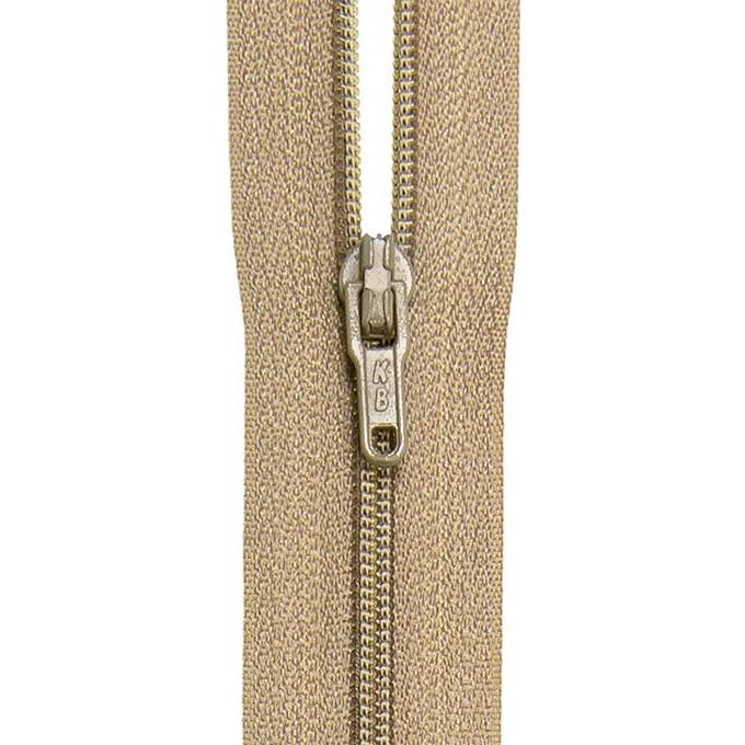 Endlosreißverschluss 4mm Zähne mit aufgezogenen Schiebern