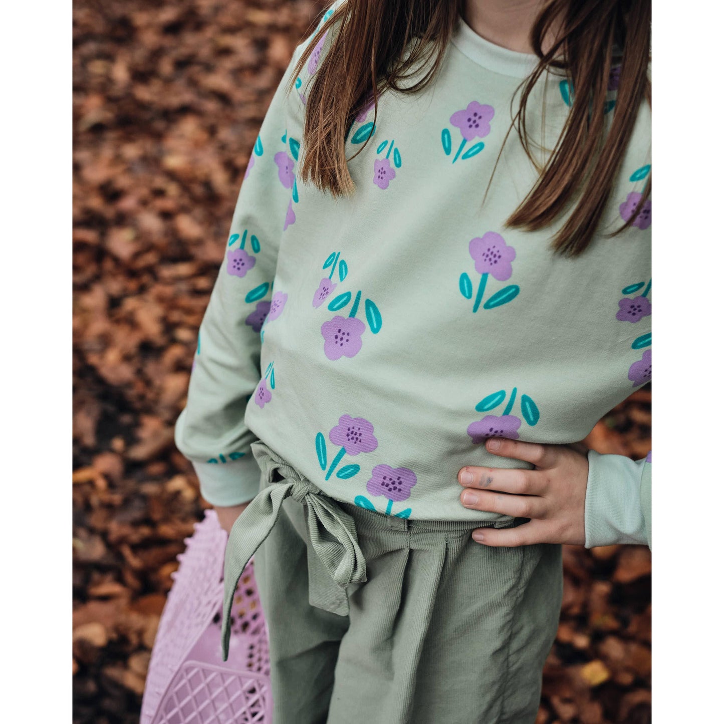 French Terry Blumen Mint – Sommersweat mit Blütenprint
