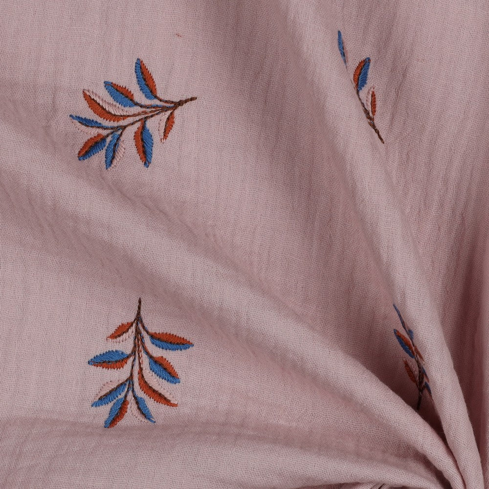 Musselin  bestickt mit  Blättern - lila