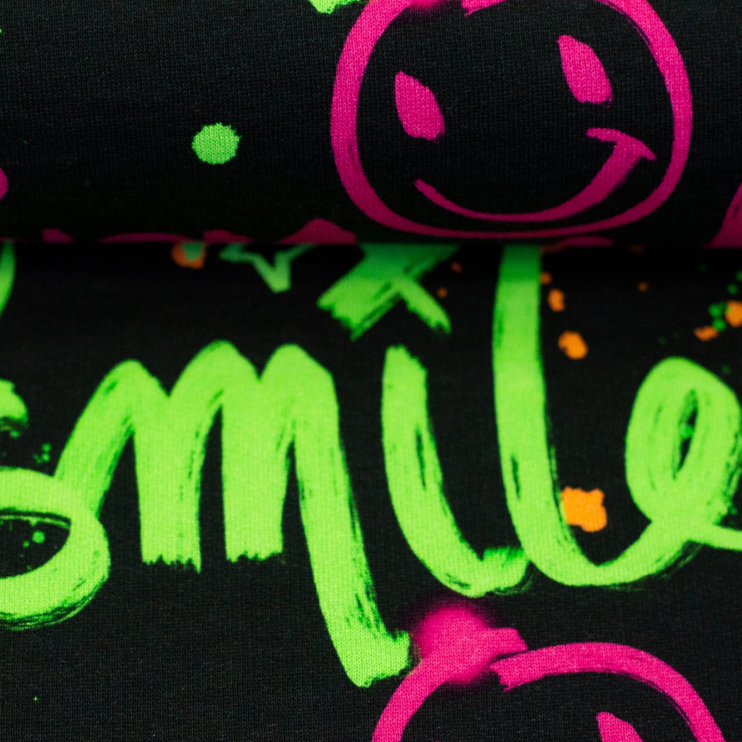 Sweat "Happy Smile by Christiane Zielinski"- Graffiti, Sweat angeraut
