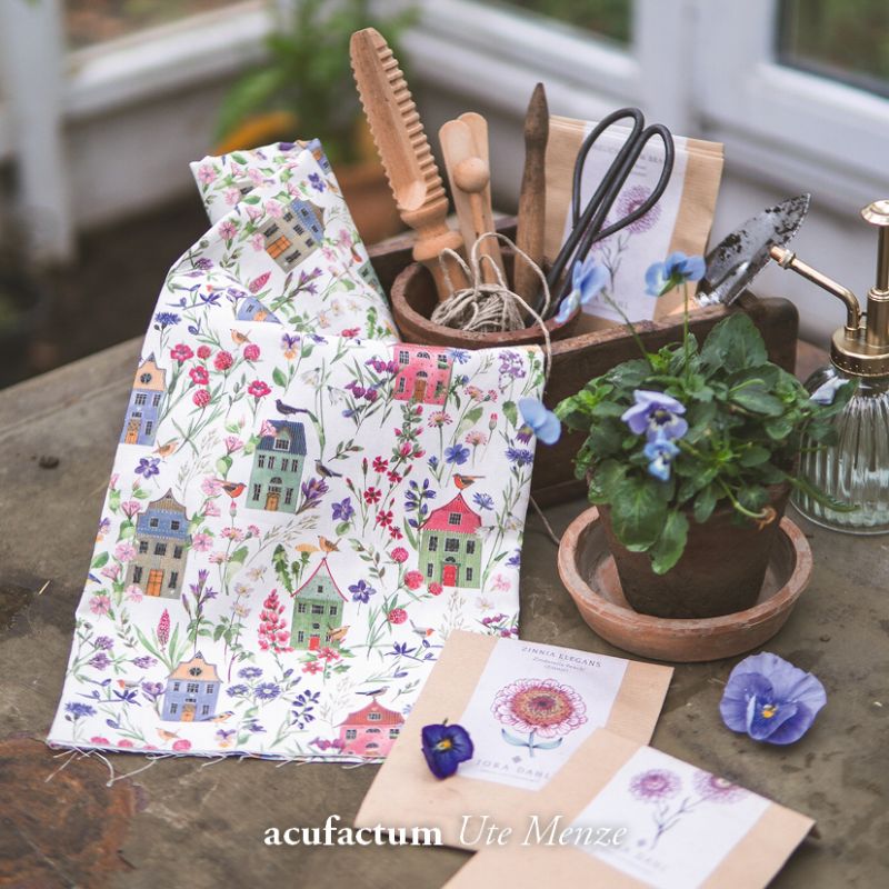 Baumwollstoff „Häuser & Blüten“ – Kerstin Heß | acufactum