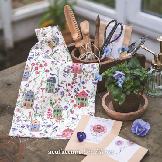 Baumwollstoff „Häuser & Blüten“ – Kerstin Heß | acufactum