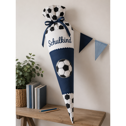 Baumwollpopeline mit realistischem 3D-Fußballmuster für Fußballparty-Dekorationen, Schultüten und kreative Fanprojekte.