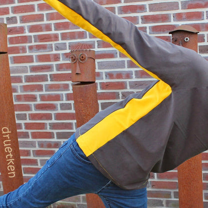 „Monsieur Sportif“-Das raffinierte Herren-Shirt mit Seitenstreifen