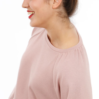 FRAU CAJA • Raglanpullover mit Blousonärmeln  / Papierschnitt