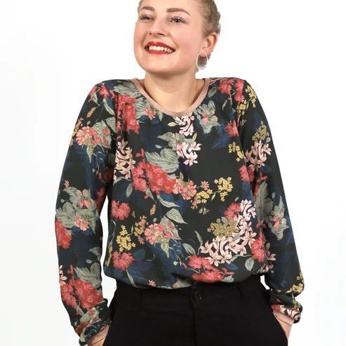 FRAU DANA • Bluse mit Halslochbündchen  / Papierschnitt