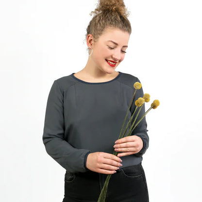 FRAU DANA • Bluse mit Halslochbündchen  / Papierschnitt