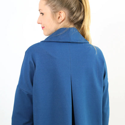 FRAU KATI • Sweatjacke mit Schalkragen  / Papierschnitt