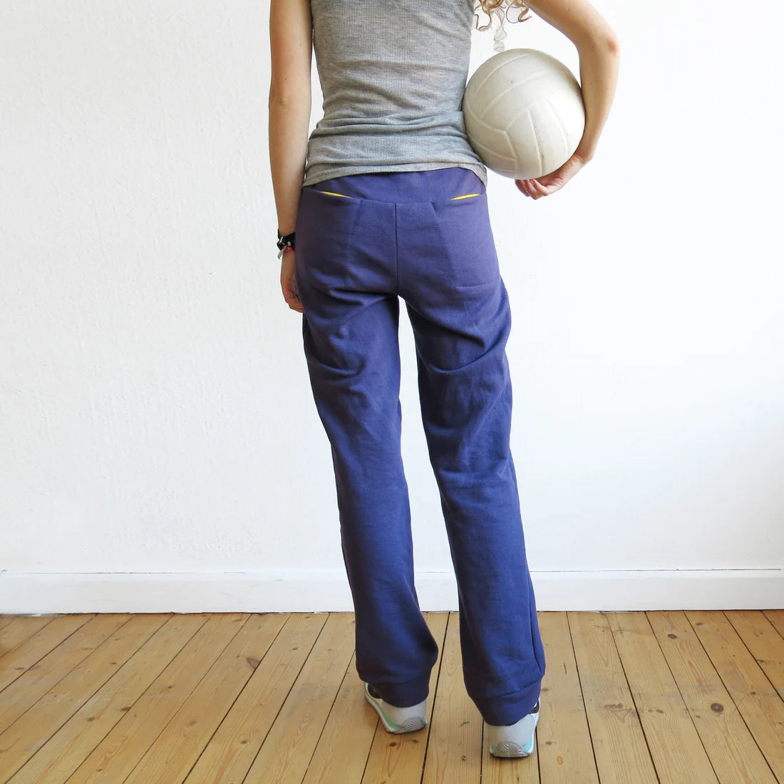 FRAU PAULI • Sweathose / Papierschnitt