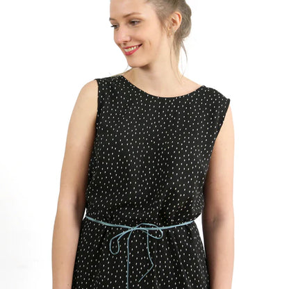 FRAU SELMA • Kleid Rückendekolletée / Papierschnitt