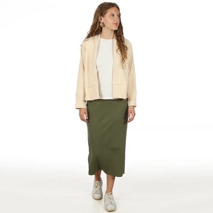 Cardigan FRAU TILDA, Papierschnitt für Damen in XS bis XXL, mit angeschnittenem Kragen, breiten Bündchen und offener Form ohne Verschluss.