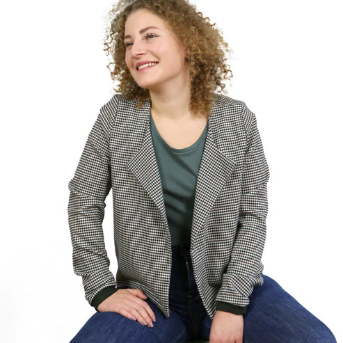 FRAU TOMMA • Jacke Stilmix / Papierschnitt