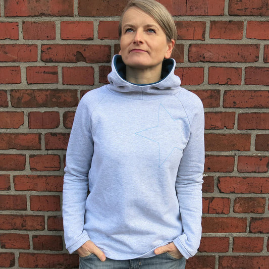 FRAU TONI • Kapuzensweater / Papierschnitt
