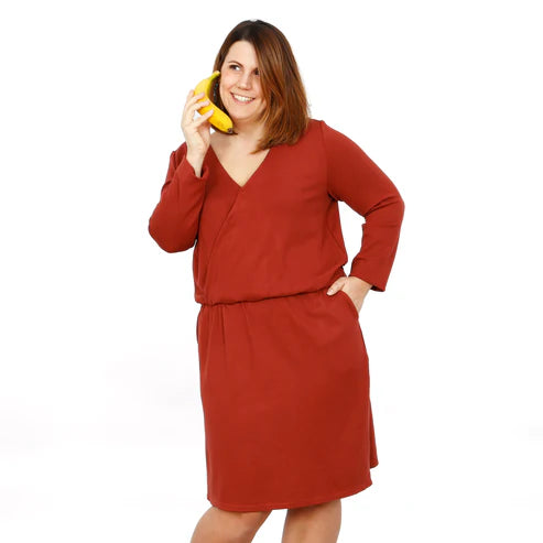 FRAU VILMA • Jerseykleid Wickeloptik / Papierschnitt