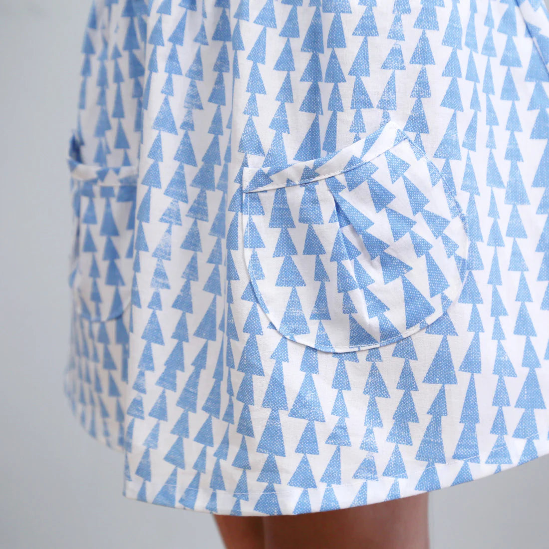 LENI • Minirock mit Taschen / Papierschnitt