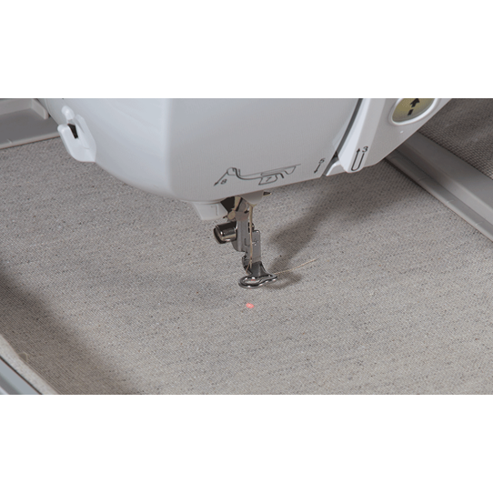 Innov-is NV880E Stickmaschine