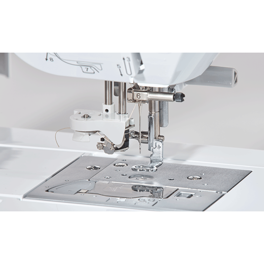 Innov-is NV880E Stickmaschine