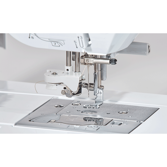 Innov-is NV880E Stickmaschine