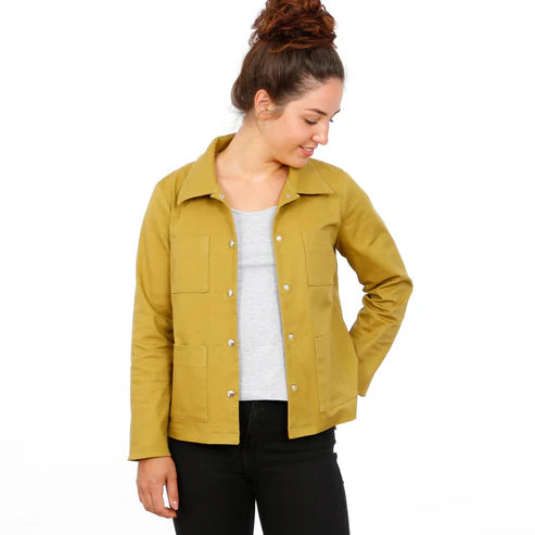 FRAU DITA kurze Jacke | Papierschnitt