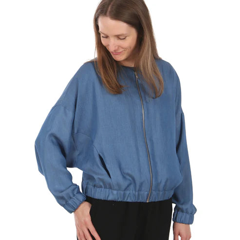 FRAU KORA Fledermausjacke | Papierschnitt