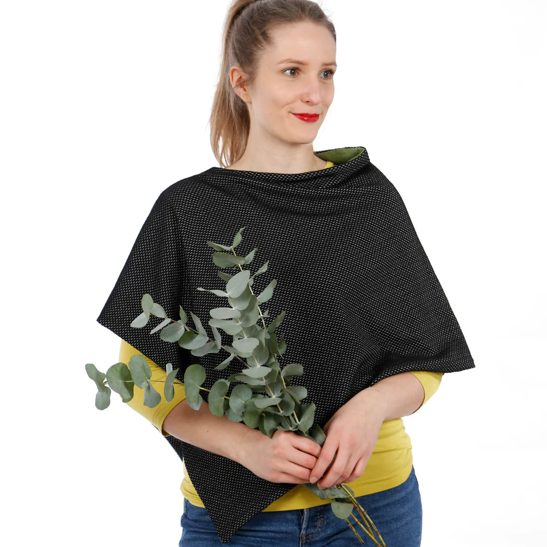 FRAU PENNY Wendeponcho | Papierschnitt