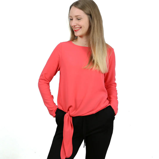 FRAU PINA • Knotenbluse
