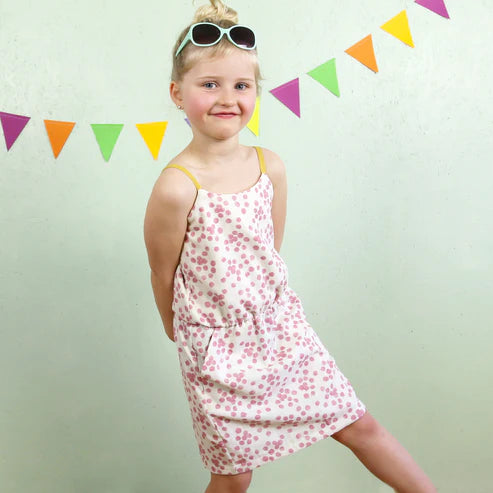 SOFIE • Kleid Spaghettiträger; PAPIERSCHNITT