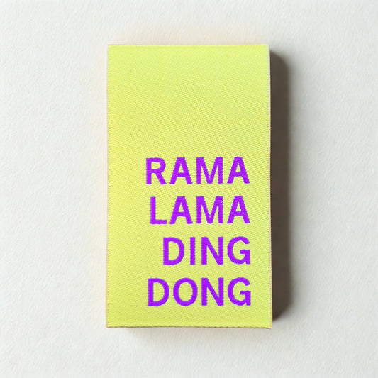Weblabel „RAMA LAMA DING DONG“ von Prülla 7x4 cm zum Aufbügeln oder Annähen für DIY Projekte 🎶