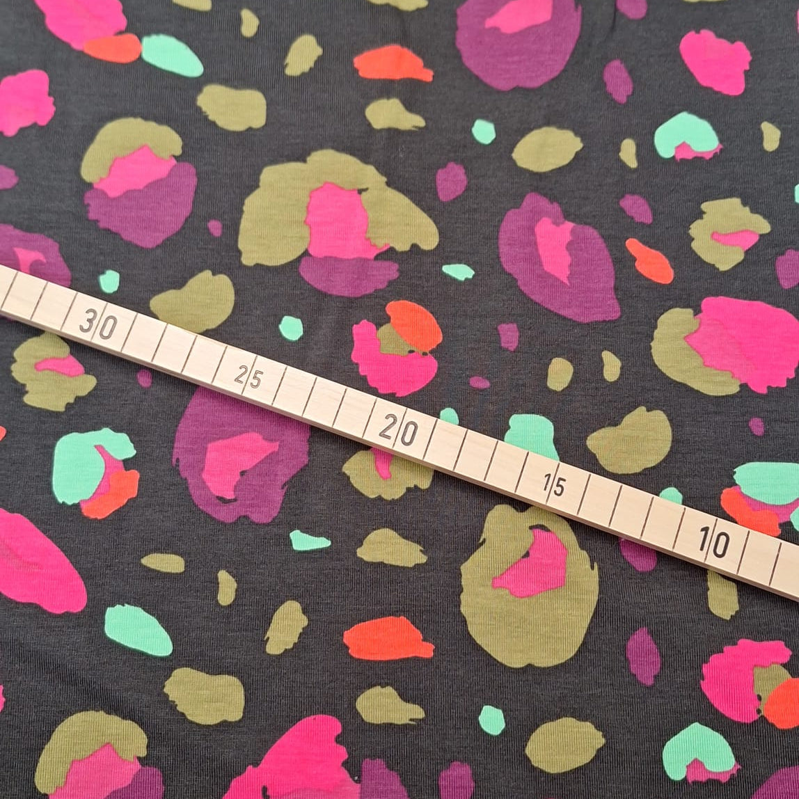 Leo Jersey im modernen Design