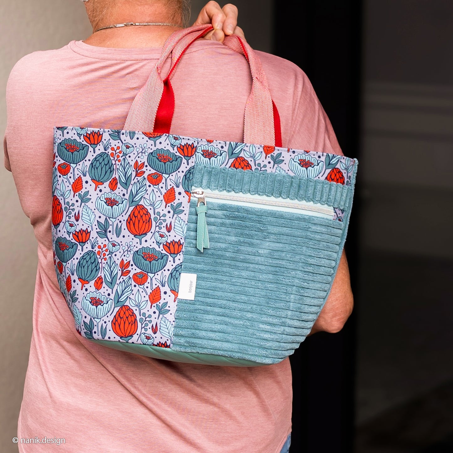 Canvas "Garden Stories" - by Emjo Design🪷