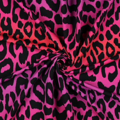 French Terry „Digitalprint Leo“ – trendiger Animal-Print mit modernem Farbverlauf