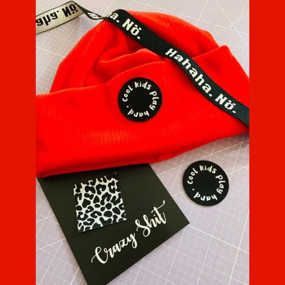 "cool kids play hard" aufbügel Label