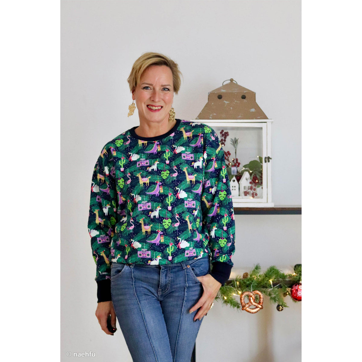 Swafing Holly angerauhter Sweatstoff mit Weihnachtsmotiv, 95 % Baumwolle und 5 % Elasthan