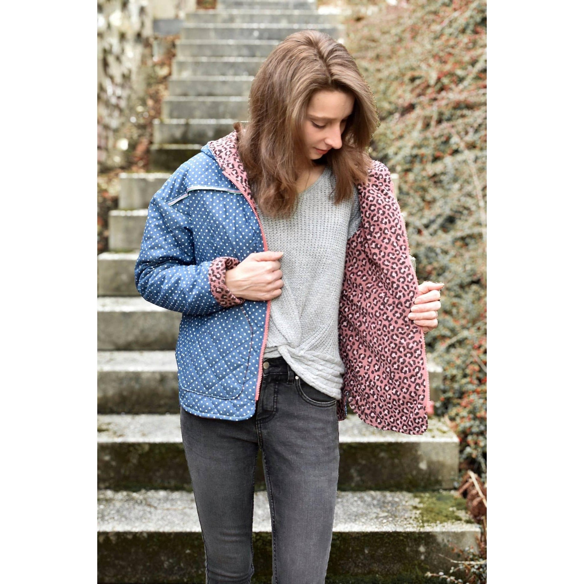 Papierschnittmuster Steppjacke Skara für Damen Größe 32 bis 54 mit verschiedenen Varianten und moderner Passform