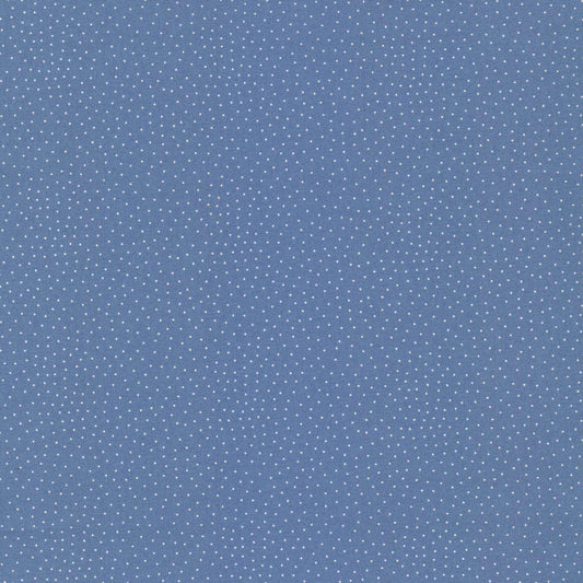 Zeitloses Design: Blau mit feinen weißen Punkten